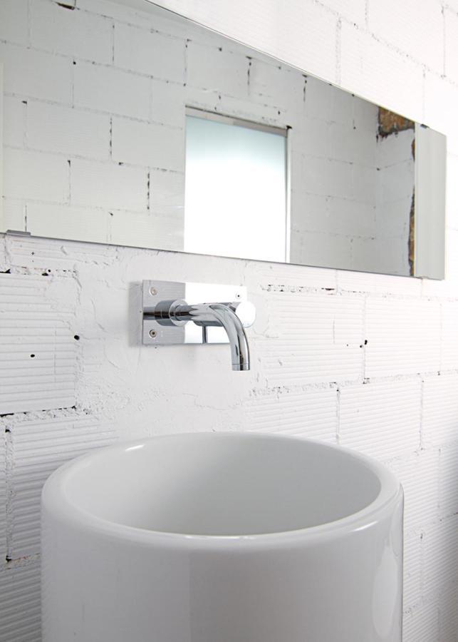 Loft-Atelier En Oviedo Apartment Bagian luar foto